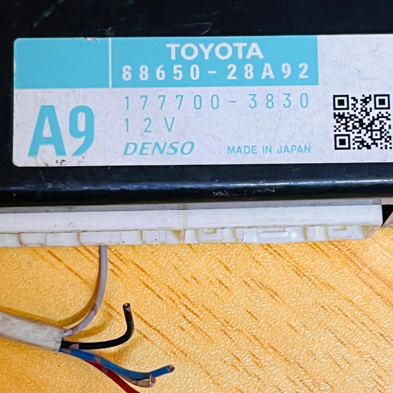88650-28A92 / 177700-3830/ 8865028A92 / 1777003830  Toyota Estima / Tarago XR50 A/C Amplifier HVAC, automan spare parts