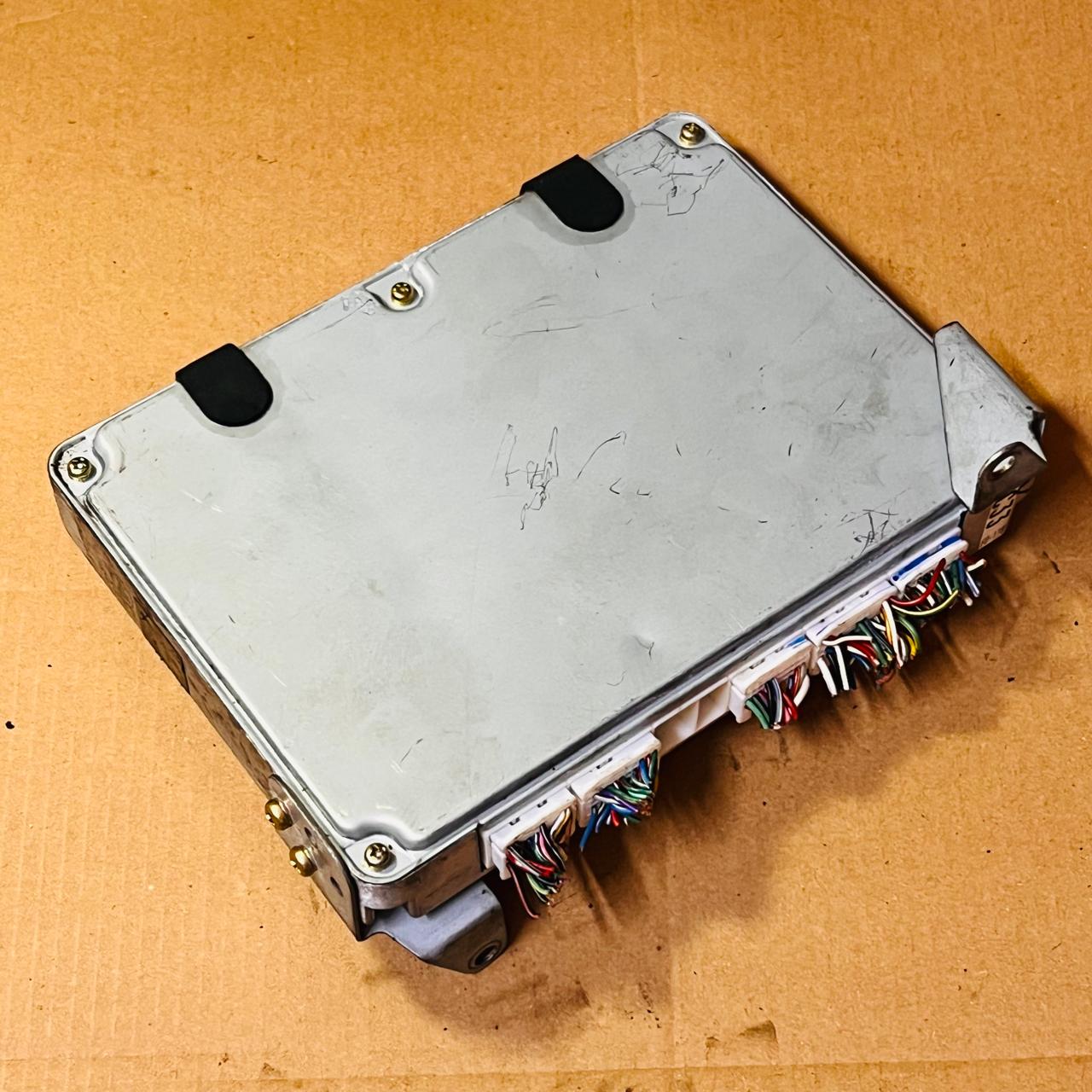 89661-3F190 TOYOTA Crown Engine Control Unit 2750001783 ECU