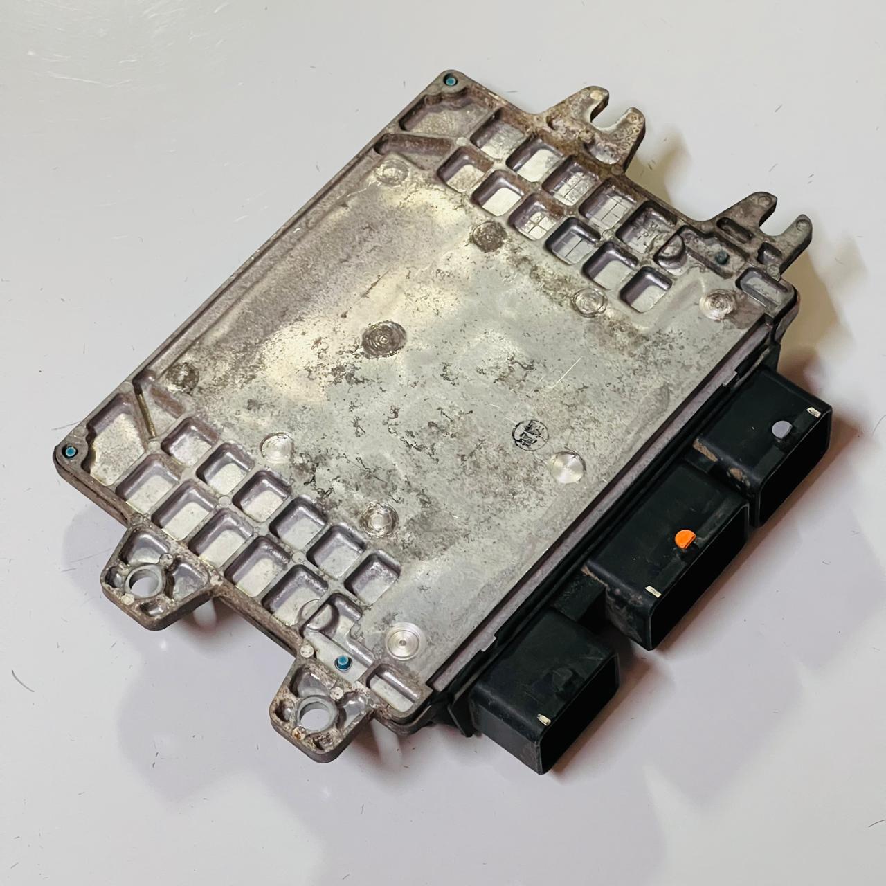 وحدة التحكم في محرك Cube Z12 ECU 237100888R A56F38E6L 237100141R A56 F38 E6L