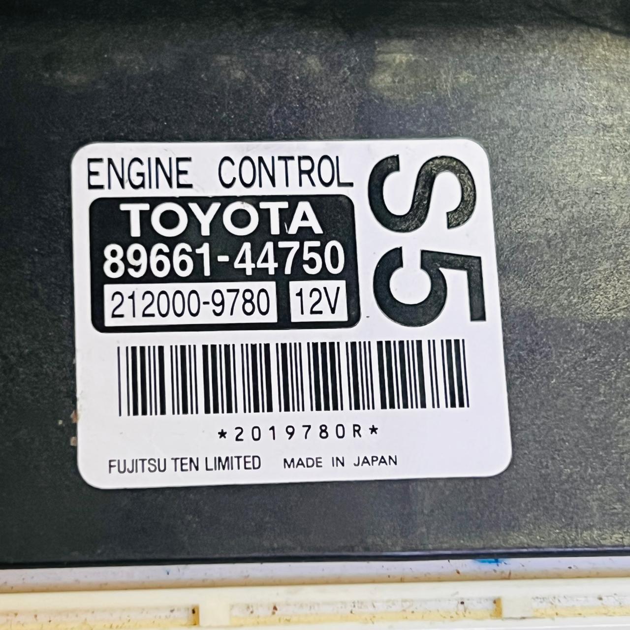 89661-44750 / 212000-9780 / 8966144750 / 2120009780 / 2019780R TOYOTA Isis 2014 DBA-ZGM10W Engine Control Unit, automan spare parts