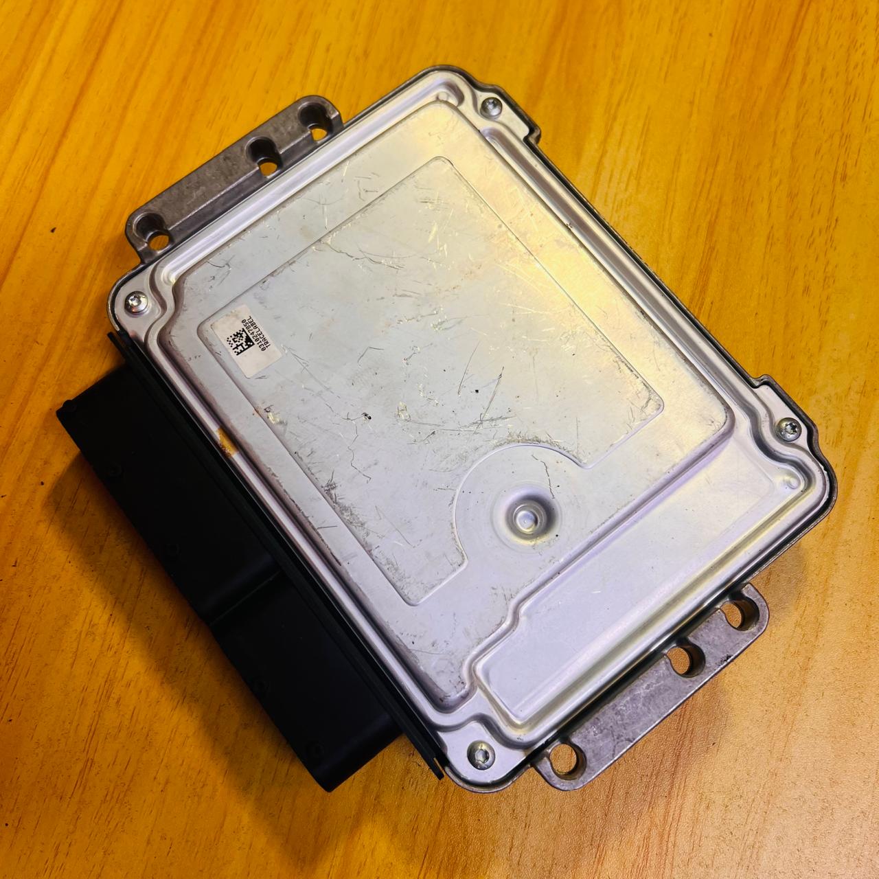 F01R00DV80 / 86850047 / GP2-10844-CA / GP210844CA ECU Engine Control Unit Genuine, automan spare parts