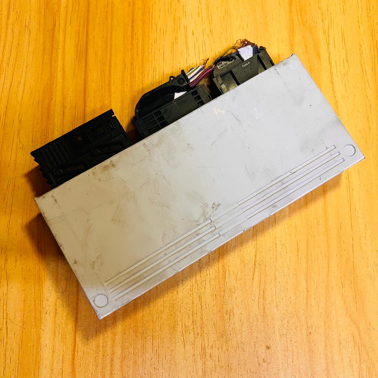 6963338 / 61.356963338 / 57762110 BMW E46 E83 E52 3 X3 Z8 series GM5 Body Control Unit LIN HIGH, automan spare parts