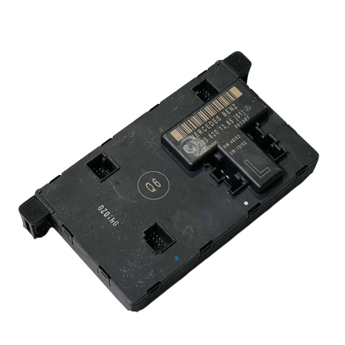 Mercedes W203 C Class NSF Front Left Door Module Control Unit ECU 2038201385