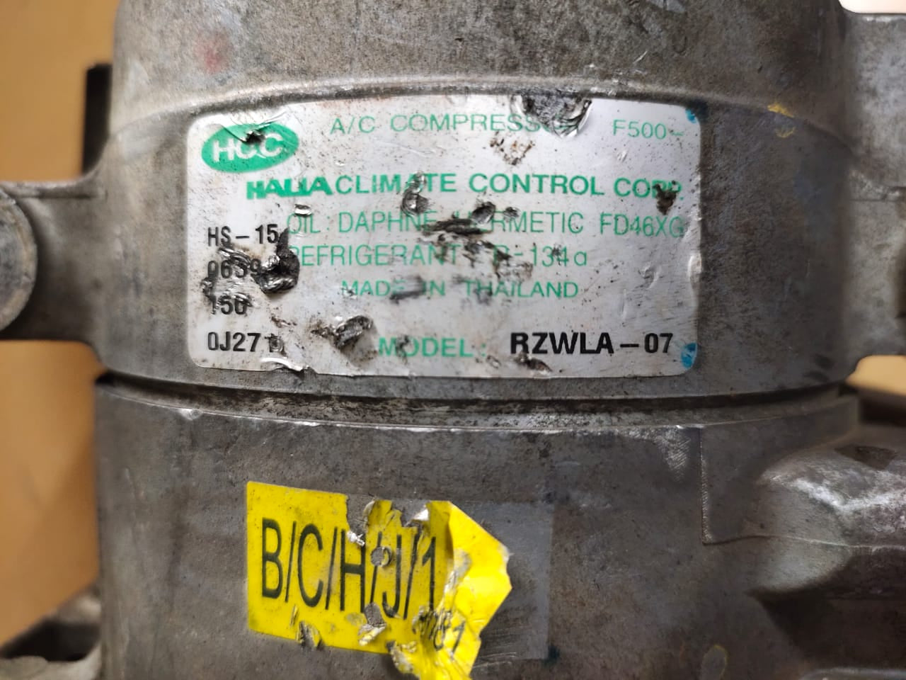 RZWLA-07 F500-RZWLA07 AC Compressor for Ford and Mazda