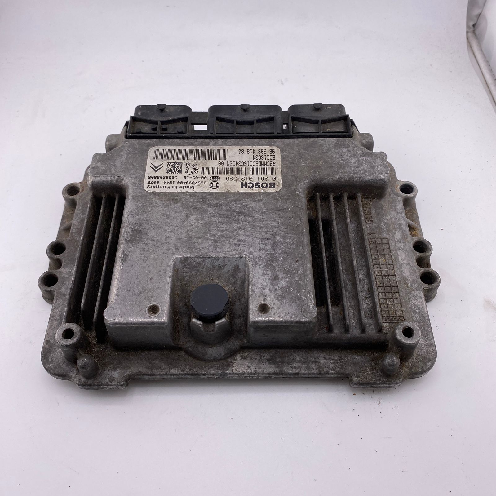 وحدة التحكم في محرك بيجو ECU 9659341880 0281012528