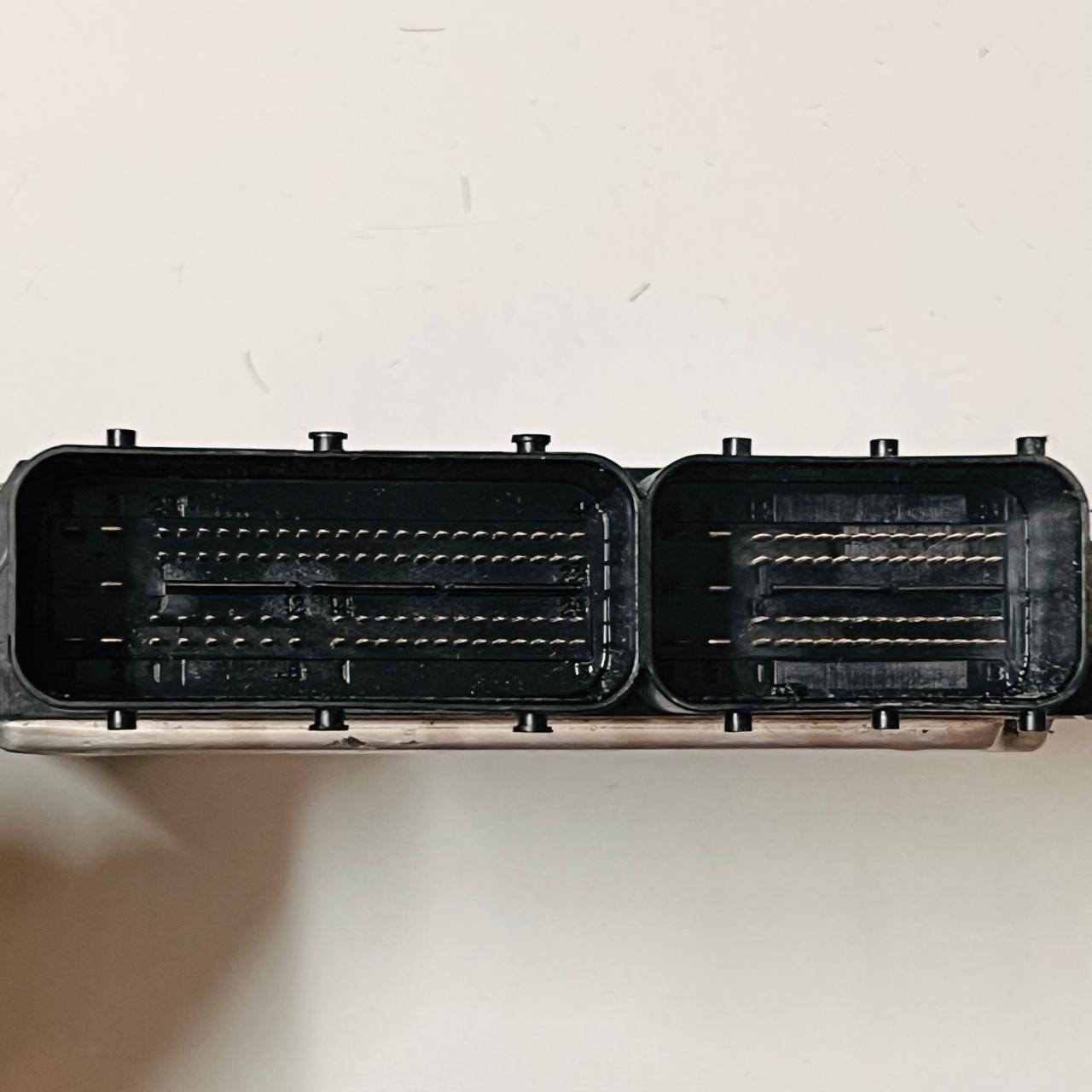 وحدة التحكم في محرك وحدة التحكم الإلكترونية لسيارة BMW E87 E90 120i 320i N46 0261208582 DME 7552176 01